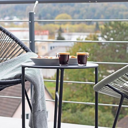 Blackncozy - Design Appartement Mit Boxspringbett Und Balkon Lörrach Eksteriør bilde