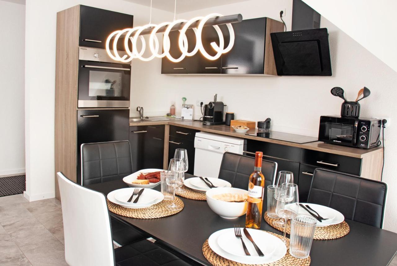 Modernes 80 Qm Apartment Mit Balkon Und Innenstadtnah Lörrach Eksteriør bilde