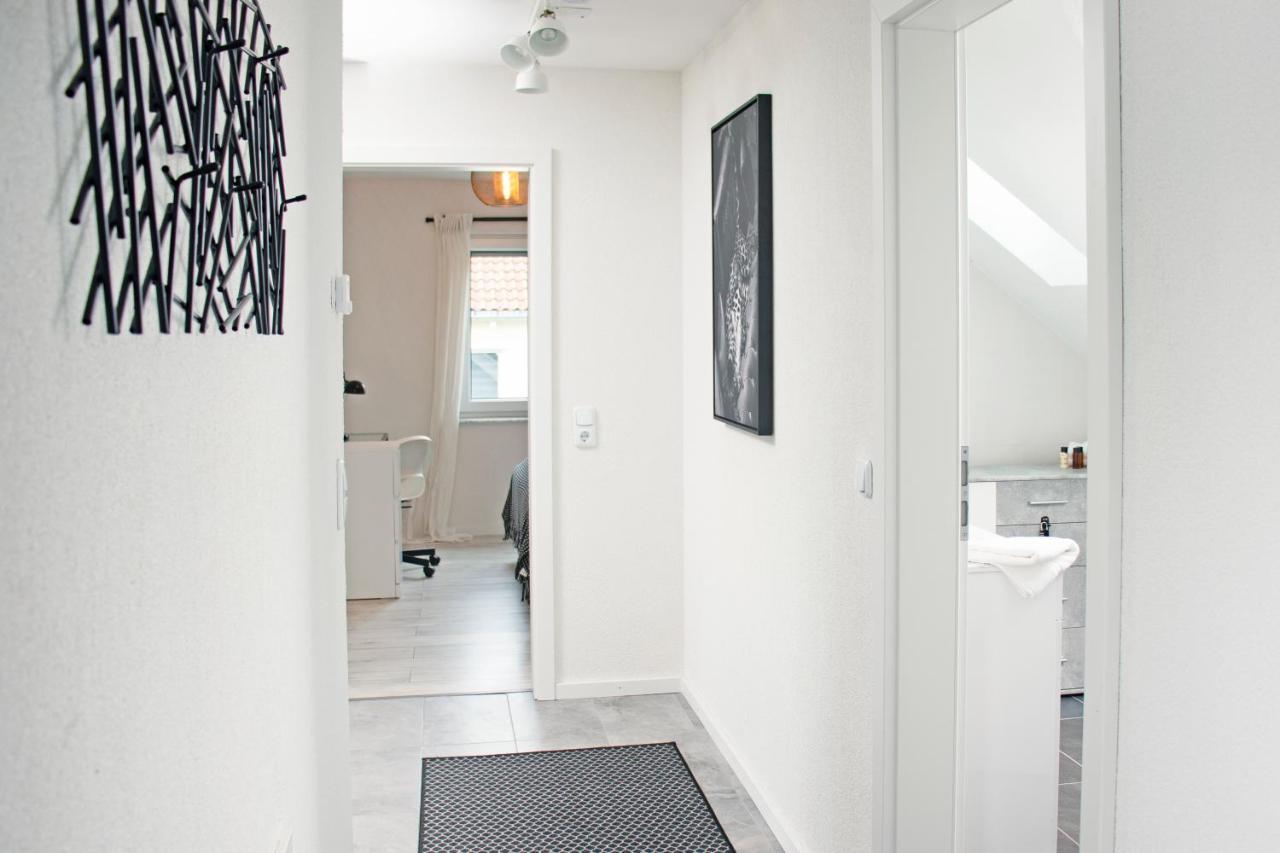 Blackncozy - Design Appartement Mit Boxspringbett Und Balkon Lörrach Eksteriør bilde